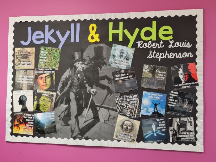 Jekyll & Hyde Display