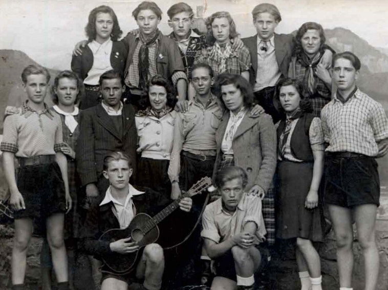 AQA Germany GCSE: Part Three: The experiences of Germans under the Nazis, 1933-45