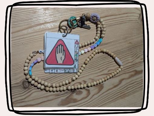 Visual communication lanyard with tabs