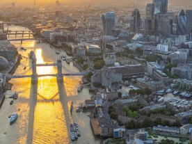 Refugee Boy - Abandonment at the Hotel