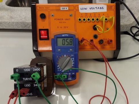 Transformer experiments - For non-specialist physics teachers