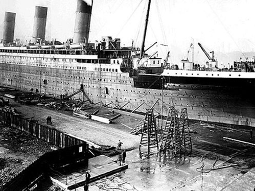 Why was the sinking of the Titanic so controversial?