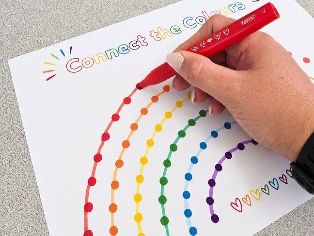 Raindow pencil control