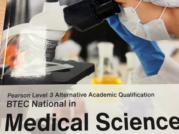 L3 Pearson Medical Science Unit 1 LA E Powerpoint Bundle AAQ