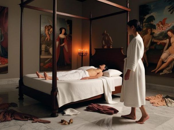 Elegy: To His Mistress Going to Bed Teaching PowerPoint