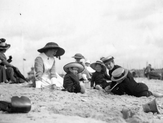 Victorian seaside holidays in Suffolk