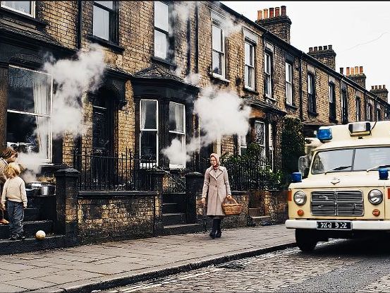 Ambulances - Philip Larkin Student Revision Guide