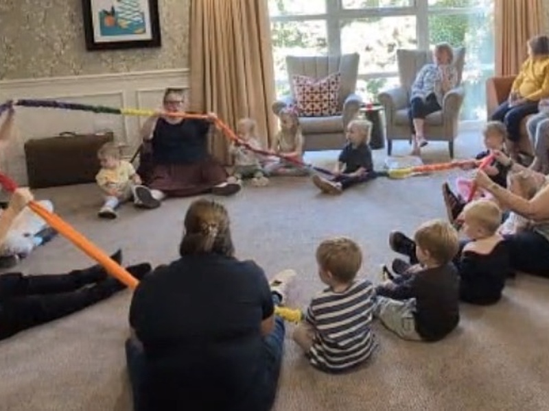Stretchy Movement Band Activities for Early Years | EYFS Group Play & Movement