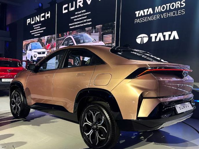 Case Study Pack - Tata Motors India & the EV Transition: Organisational Change, Learning Strategies