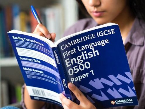 A Guide to 0500 IGCSE First Language English PAPER 1
