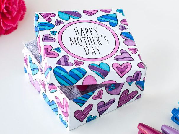 DIY Mother’s Day Gift Box Template | Printable PDF template to color and make for Mother's Day